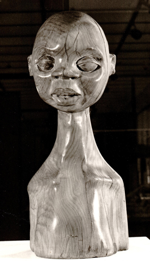 Lucas SITHOLE LS5801 "Head", 1958 - Indigenous wood - 053x021x022 cm on view at Pretoria Art Museum 1979