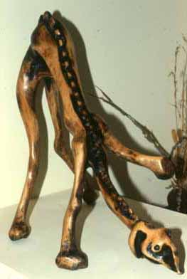 LS8013 Lucas SITHOLE "Thanks for the meal!" 1980 Zulu indigenous wood 078x080x049 cm